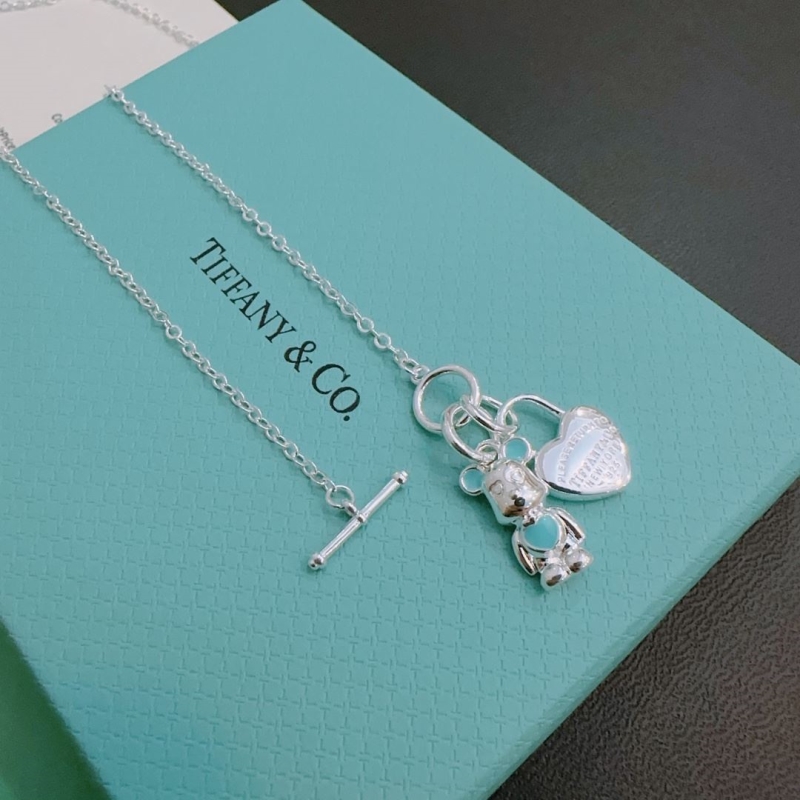 T*f*ny necklaces